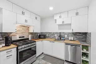 9829 Park Ln Ct, Dallas, TX 75220 - Photo 17