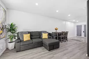 9829 Park Ln Ct, Dallas, TX 75220 - Photo 5