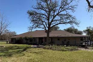 115 Woodland Rd, Kerrville, TX 78028 - Photo 5