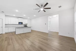 4705 Sunny Pathway, Haltom City, TX 76117 - Photo 7