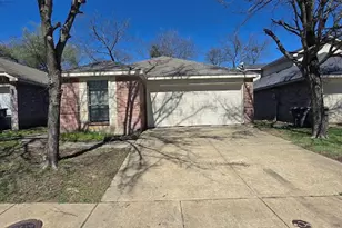 137 Cliff Height Cir, Dallas, TX 75241 - Photo 1