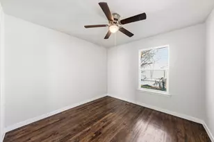 229 W Millett Dr, Dallas, TX 75232 - Photo 13