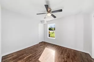 229 W Millett Dr, Dallas, TX 75232 - Photo 25