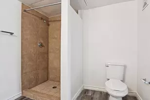 700 Timber Oaks Ln, Grand Prairie, TX 75051 - Photo 5