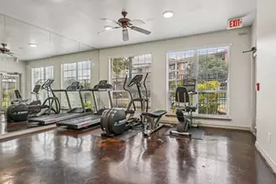 700 Timber Oaks Ln, Grand Prairie, TX 75051 - Photo 11