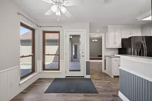 2229 Country Valley Rd, Garland, TX 75041 - Photo 13