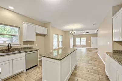 1101 Baird Street, Cleburne, TX 76033 - Photo 9