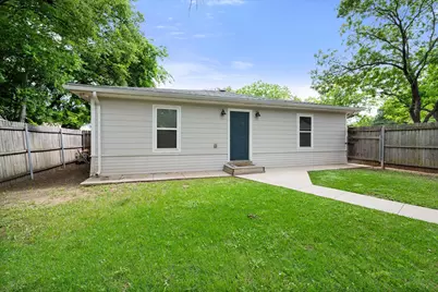 516 E Ross Street, Waxahachie, TX 75165 - Photo 21