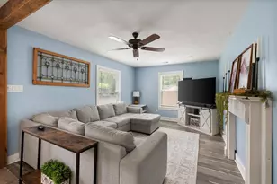 516 E Ross St, Waxahachie, TX 75165 - Photo 1