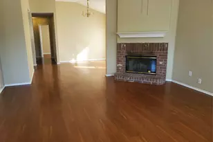 9290 Crimnson Ct, Dallas, TX 75217 - Photo 5