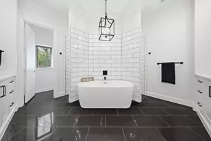 817 Bloomfield Rd, Valley View, TX 76272 - Photo 15