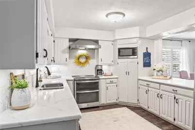 3336 Rolling Hills, Flower Mound, TX 75022 - Photo 7