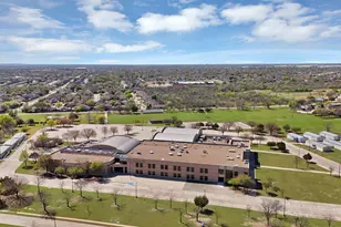 5604 Congressional Dr, Arlington, TX 76018 - Photo 27