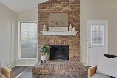 5604 Congressional Drive, Arlington, TX 76018 - Photo 7