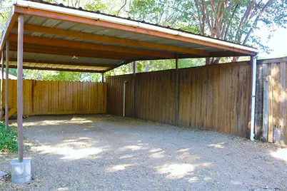 304 E Waco Street, Ennis, TX 75119 - Photo 21