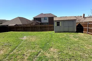 213 Briarstone Dr, Alvarado, TX 76009 - Photo 27