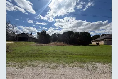 3910 Laramie Trail, Granbury, TX 76048 - Photo 3