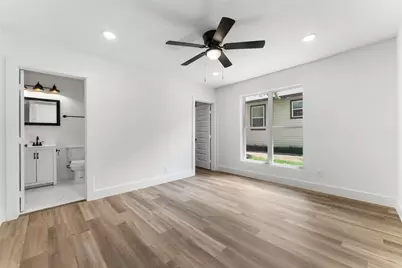 2730 Gladstone Drive, Dallas, TX 75211 - Photo 13