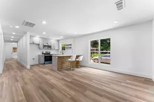 2730 Gladstone Dr, Dallas, TX 75211 - Photo 5