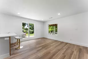 2730 Gladstone Dr, Dallas, TX 75211 - Photo 7