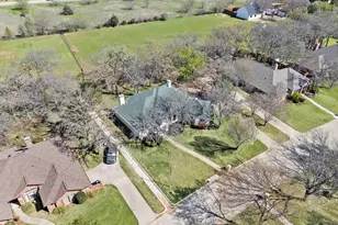 809 Majestic Oaks Ct, Mansfield, TX 76063 - Photo 39
