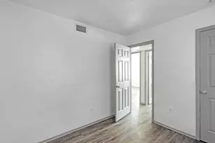 916 Isbell Rd, Fort Worth, TX 76114 - Photo 11