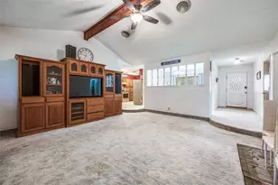 508 S Pedigo St, Pilot Point, TX 76258 - Photo 5