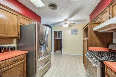 508 S Pedigo Street, Pilot Point, TX 76258 - Photo 11