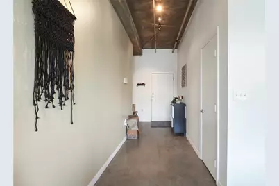 1001 Belleview Street #402, Dallas, TX 75215 - Photo 29