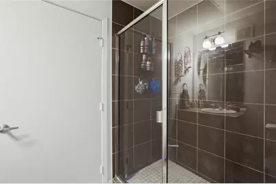 1001 Belleview Street #402, Dallas, TX 75215 - Photo 25