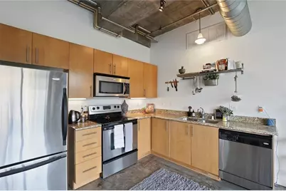 1001 Belleview Street #402, Dallas, TX 75215 - Photo 13