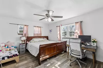 2141 Ridgeview Street, Fort Worth, TX 76119 - Photo 5