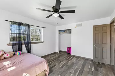 2141 Ridgeview Street, Fort Worth, TX 76119 - Photo 7