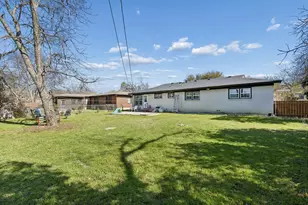 2141 Ridgeview St, Fort Worth, TX 76119 - Photo 17