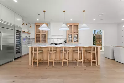 9000 Forest Hills Boulevard, Dallas, TX 75218 - Photo 3