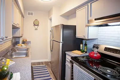 14208 Heritage Circle, Farmers Branch, TX 75234 - Photo 5