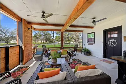 121 Kiowa Drive W, Lake Kiowa, TX 76240 - Photo 5