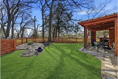 121 Kiowa Drive W, Lake Kiowa, TX 76240 - Photo 33