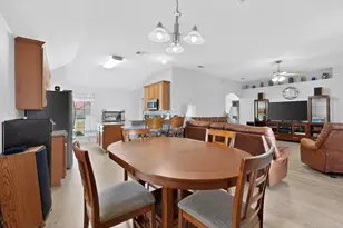 108 Dublin Cir, Waxahachie, TX 75165 - Photo 9