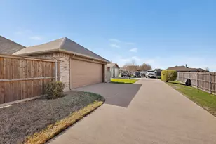 108 Dublin Cir, Waxahachie, TX 75165 - Photo 23