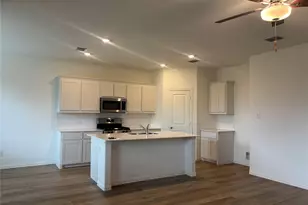 1447 Mesquite Ln, Princeton, TX 75407 - Photo 5