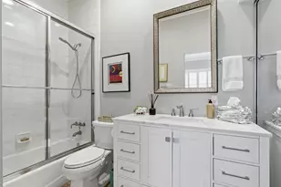 3528 N Versailles Ave, Dallas, TX 75209 - Photo 31