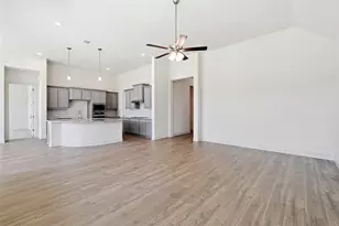 513 Carriage Hl Rd, Midlothian, TX 76065 - Photo 5