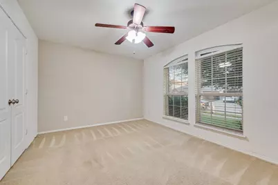 500 Crescent Creek Lane, Fort Worth, TX 76140 - Photo 7