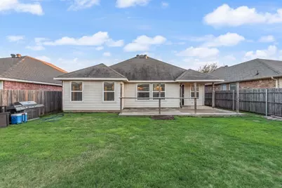 500 Crescent Creek Lane, Fort Worth, TX 76140 - Photo 23