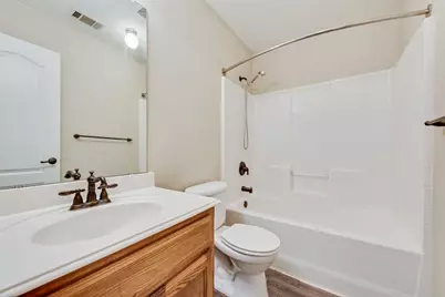 500 Crescent Creek Lane, Fort Worth, TX 76140 - Photo 15