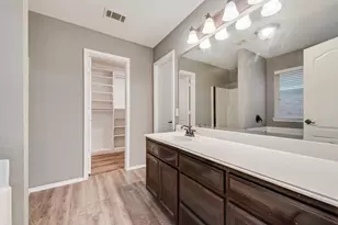 500 Crescent Creek Ln, Fort Worth, TX 76140 - Photo 17