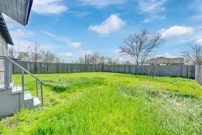 5101 Humbert Avenue, Fort Worth, TX 76107 - Photo 15