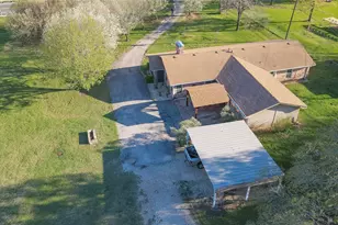 851 Leroy Pkwy, Elm Mott, TX 76640 - Photo 37