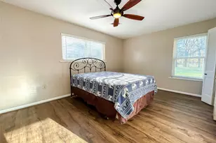 851 Leroy Pkwy, Elm Mott, TX 76640 - Photo 17